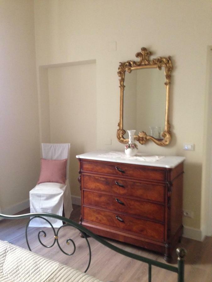 アルベンガResidenza D'Asteアパートメント エクステリア 写真